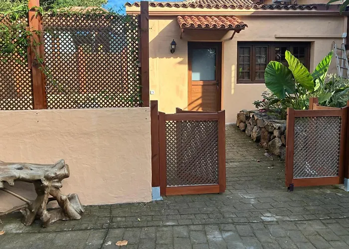 Rincon De Abanes - Casa Jardin-vv La Laguna (Tenerife)